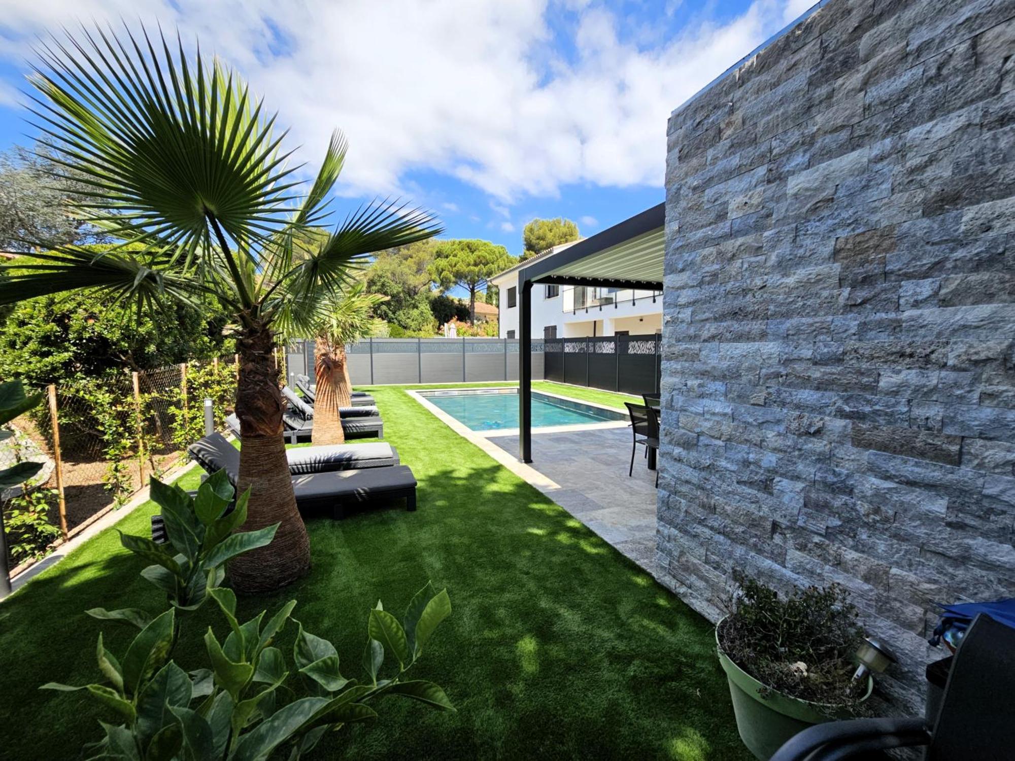 Etoile Du Berger Saint Aygulf 3 Villas Et 4 Appartements Jardin Individuel Et Piscine Chauffee En Saison - La Mer Et Les Plages 450 M Eksteriør bilde