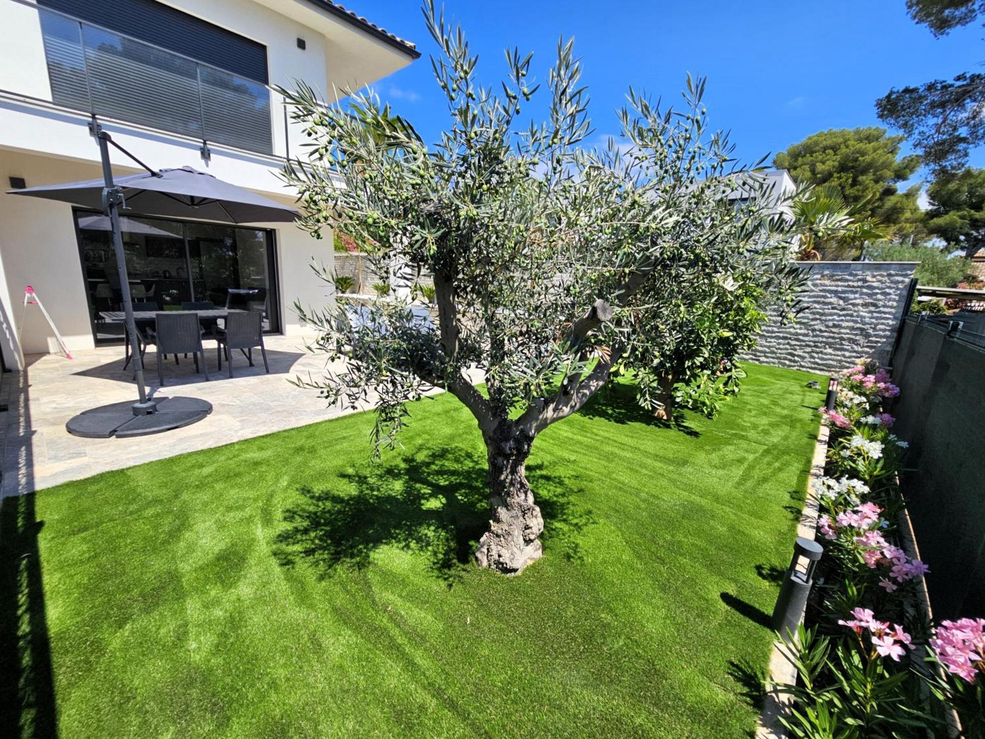 Etoile Du Berger Saint Aygulf 3 Villas Et 4 Appartements Jardin Individuel Et Piscine Chauffee En Saison - La Mer Et Les Plages 450 M Eksteriør bilde