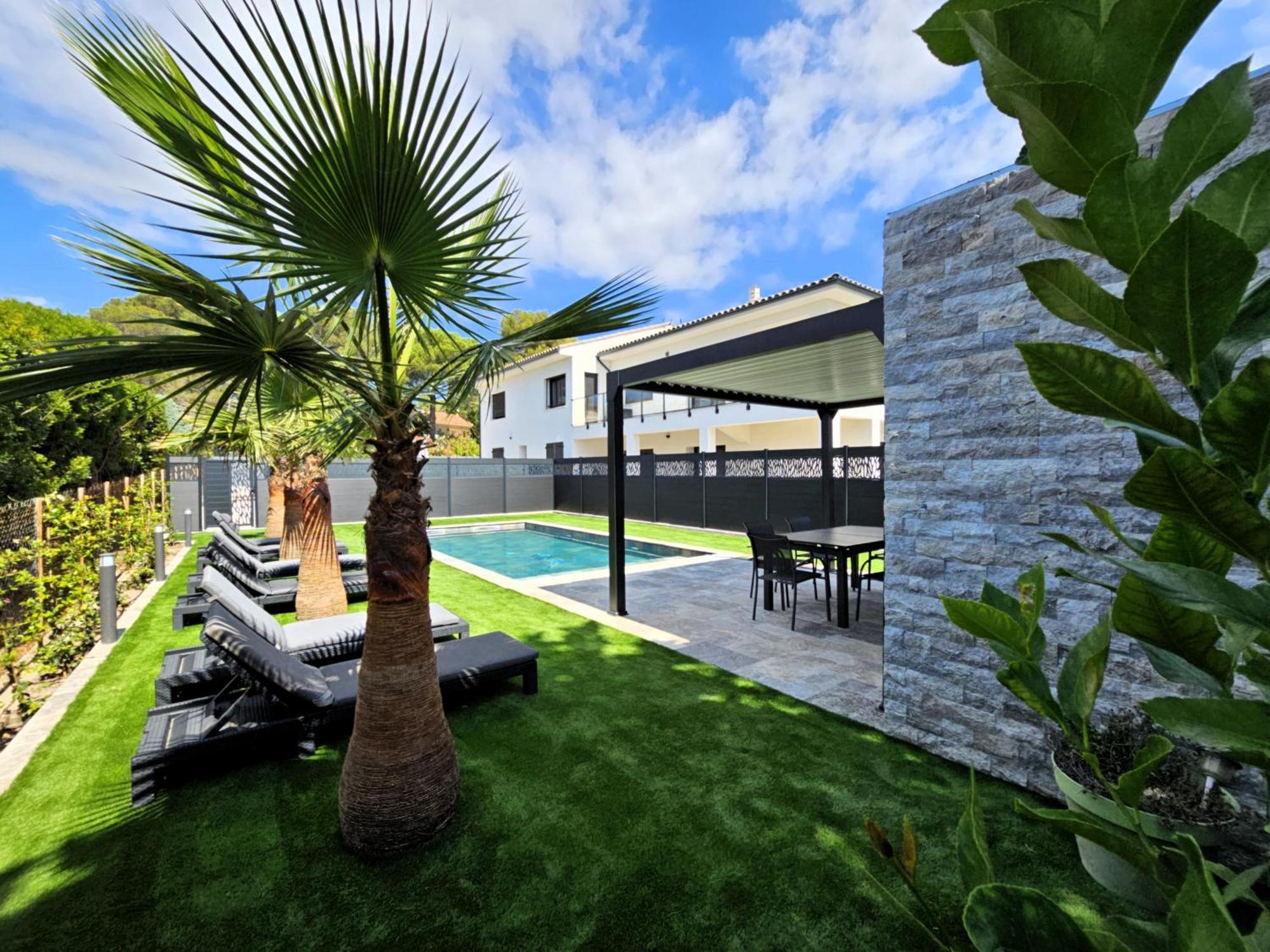 Etoile Du Berger Saint Aygulf 3 Villas Et 4 Appartements Jardin Individuel Et Piscine Chauffee En Saison - La Mer Et Les Plages 450 M Eksteriør bilde